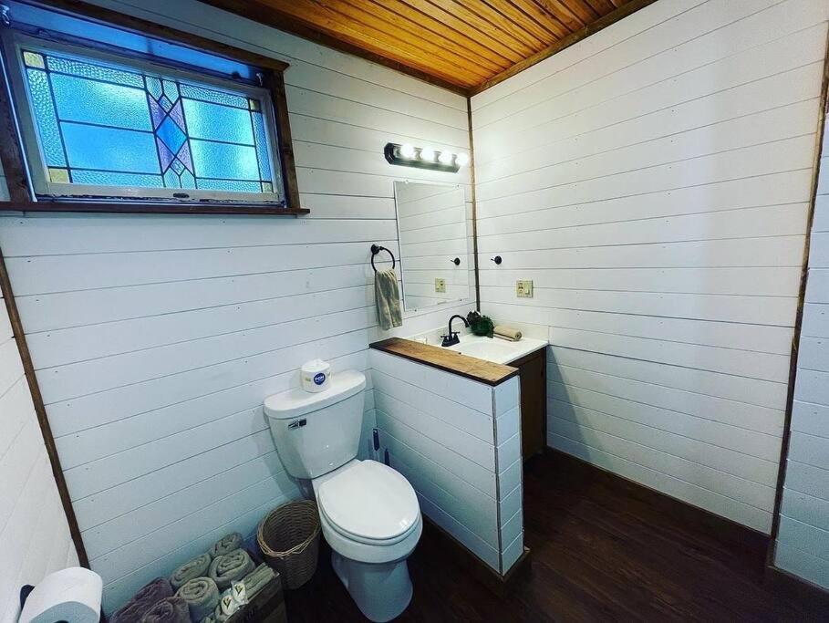 Eagle Crest Cabin, White River View With Hottub Eureka Springs Bagian luar foto